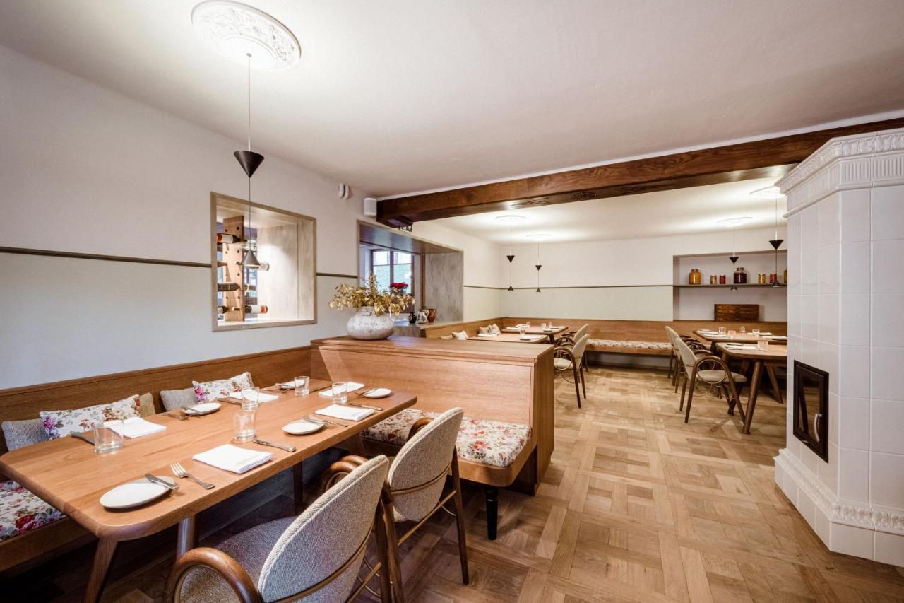 Mayer - Wirtshaus Und Dorfhotel سانكت مارتن ام غريم المظهر الخارجي الصورة