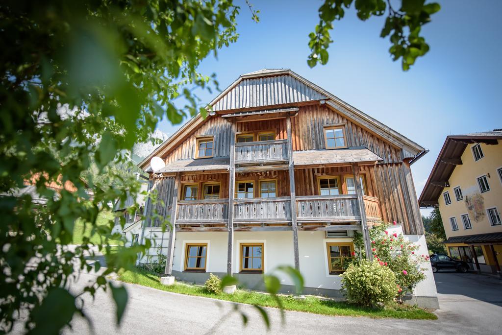 Mayer - Wirtshaus Und Dorfhotel سانكت مارتن ام غريم المظهر الخارجي الصورة